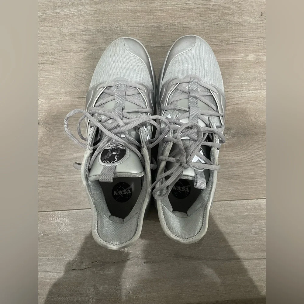 Nike PG 3 x NASA 50th Anniversary 2019 - Picture 1 of 4